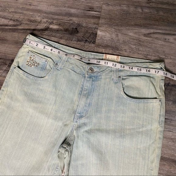The Original Arizona Women’s Light Blue Denim Jeans Plus Size 16 NWT - Picture 6 of 11